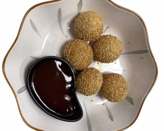 Deep Fried Sesame Balls 炸芝麻球 (5 Pcs)